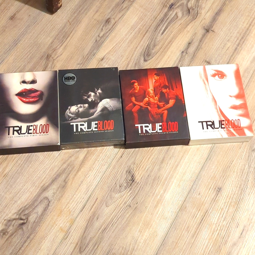 HBO TRUEBLOOD  Series 1-5